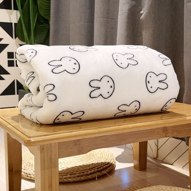Милое фланелевое одеяло Miffy  – обзор и цена Office Supply Cart
